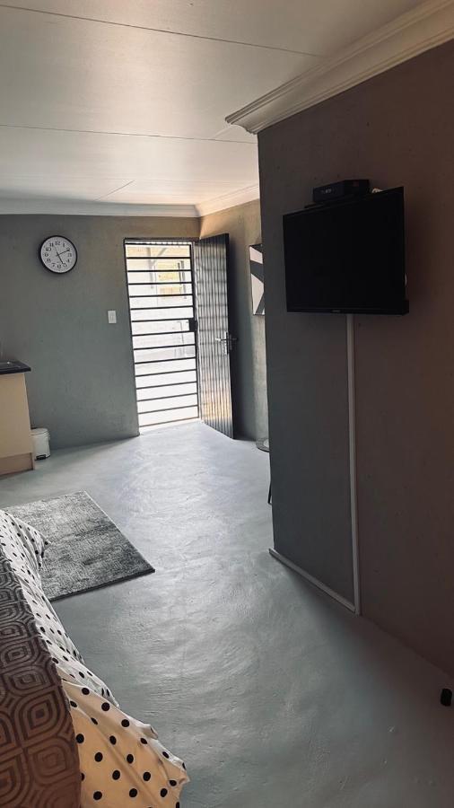 One Home Pretoria-Noord Eksteriør bilde